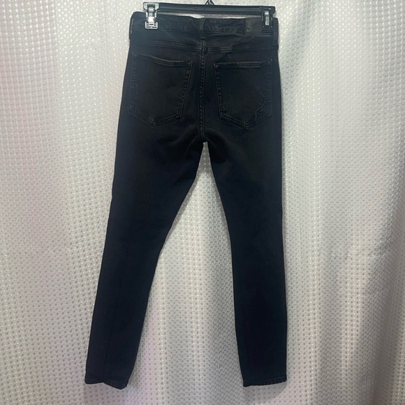 Aeropostale Sz 6 High Rise Jegging Skinny Jeans Stretchy Distressed Modern - Picture 3 of 5